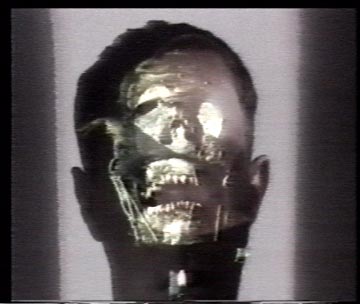 scared1.jpg (19827 bytes)